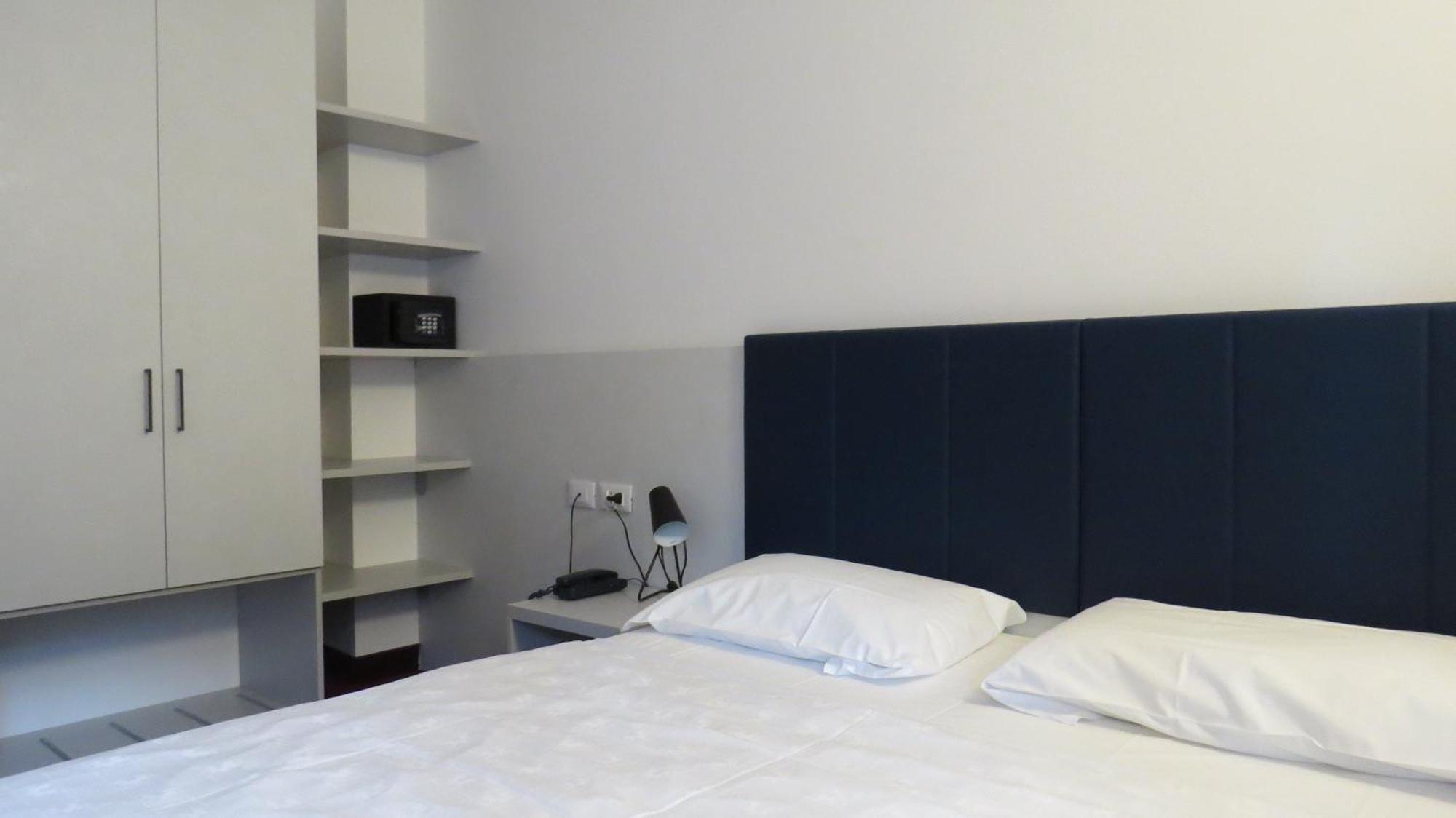 Hotel Villa Claudia Torbole Sul Garda Δωμάτιο φωτογραφία