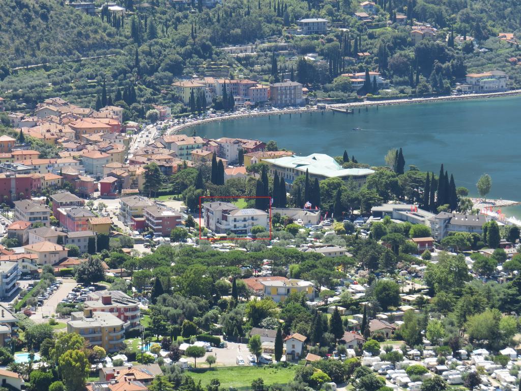 Hotel Villa Claudia Torbole Sul Garda Εξωτερικό φωτογραφία