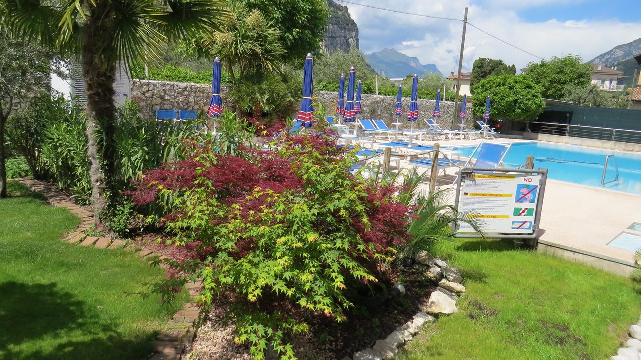Hotel Villa Claudia Torbole Sul Garda Εξωτερικό φωτογραφία